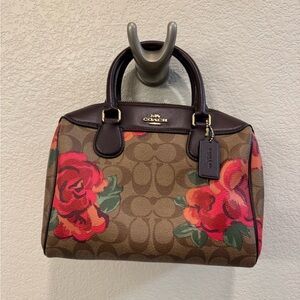 Coach Mini Bennett Signature with Red Roses EUC